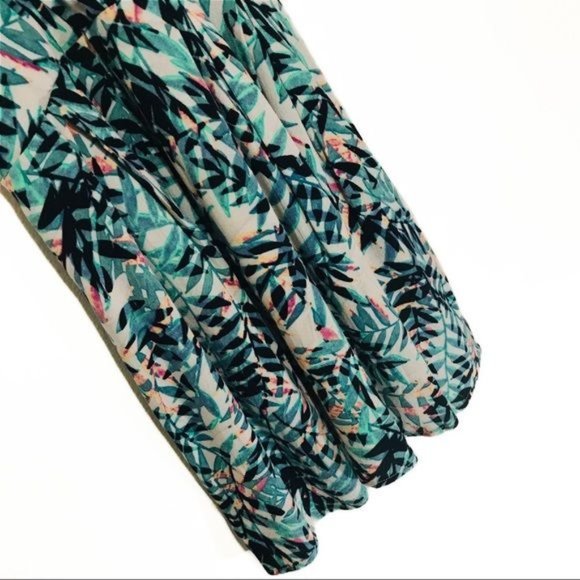 GREYLIN Leaf Lagoon Print Silk Fit and Flare Dress Size Medium - Picture 4 of 6